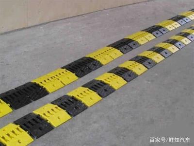 三種常見錯誤過減速帶方式，老司機也易中招，你避開了嗎？